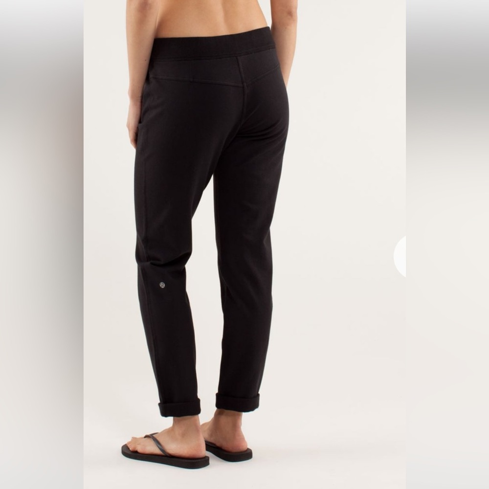 Lululemon Rejuvenate Sweat Pants French Terry in Black size 8 - Picture 3 of 13